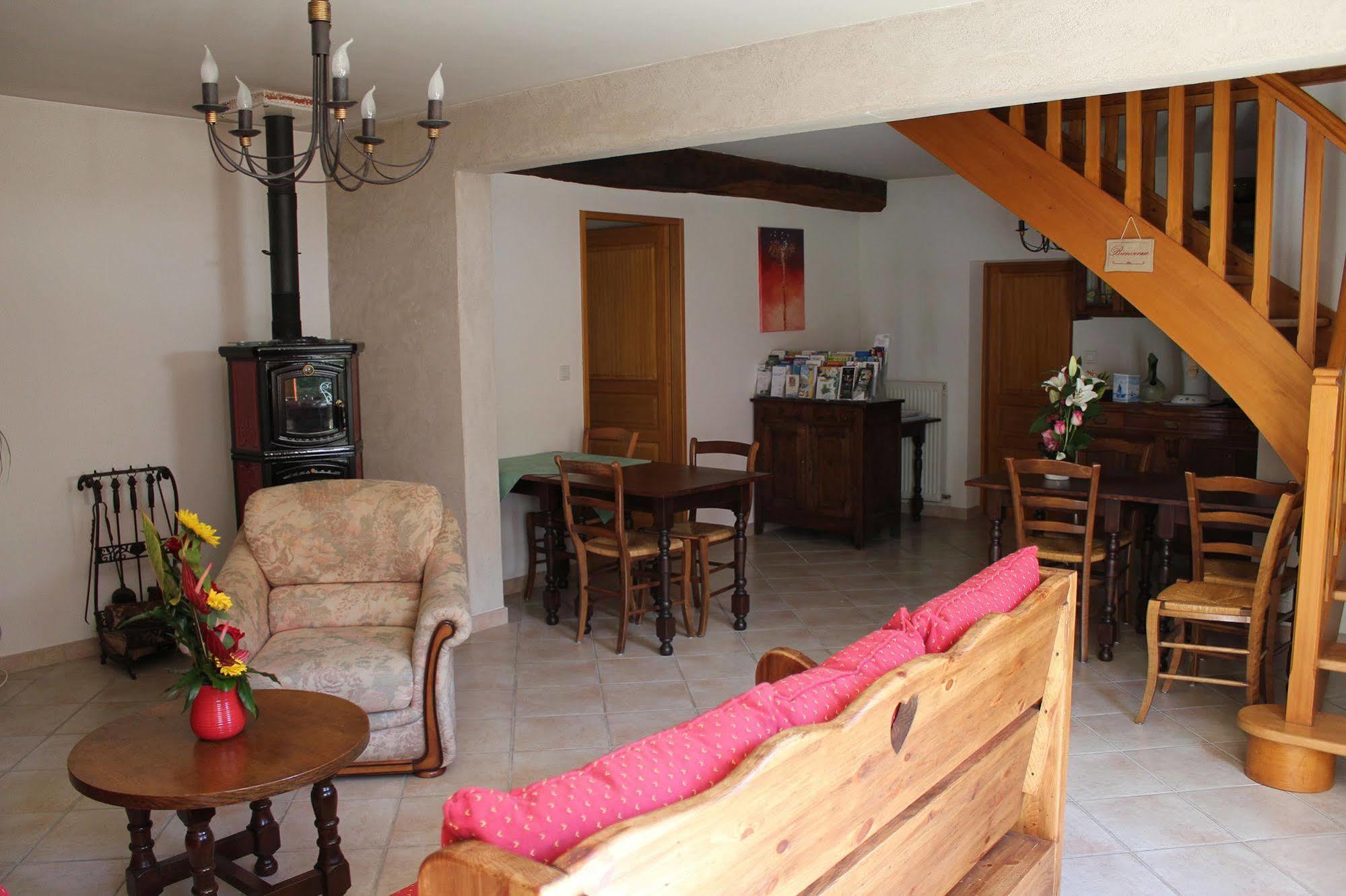 Le Lavoir Bed & Breakfast Peintre Exterior photo
